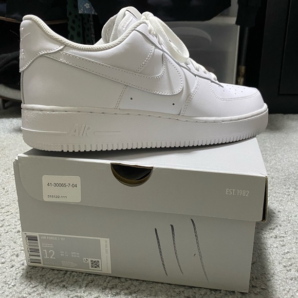 NIKE AIR FORCE 1 ‘07 BRAND NEW IN ORIGINAL BOX NEVER WORN. SIZE 12. - Picture 1 of 4